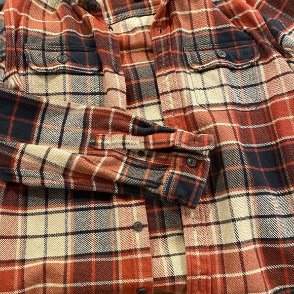 XL American Eagle flannel shirt - Picture 3 of 3